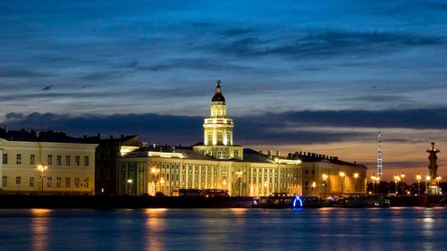 Водная экскурсия по Петербургу с гидом